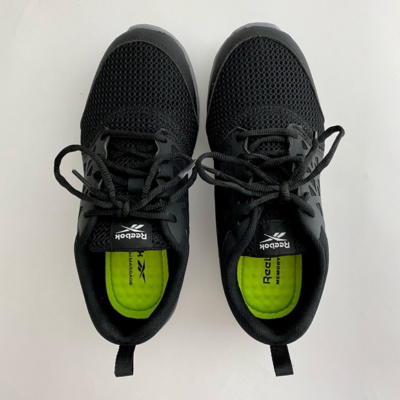 REEBOK WOMENS WORK SHOES SLIP AND OIL RESISTANT BLACK MEMORY TECH VEGAN - Picture 1 of 13